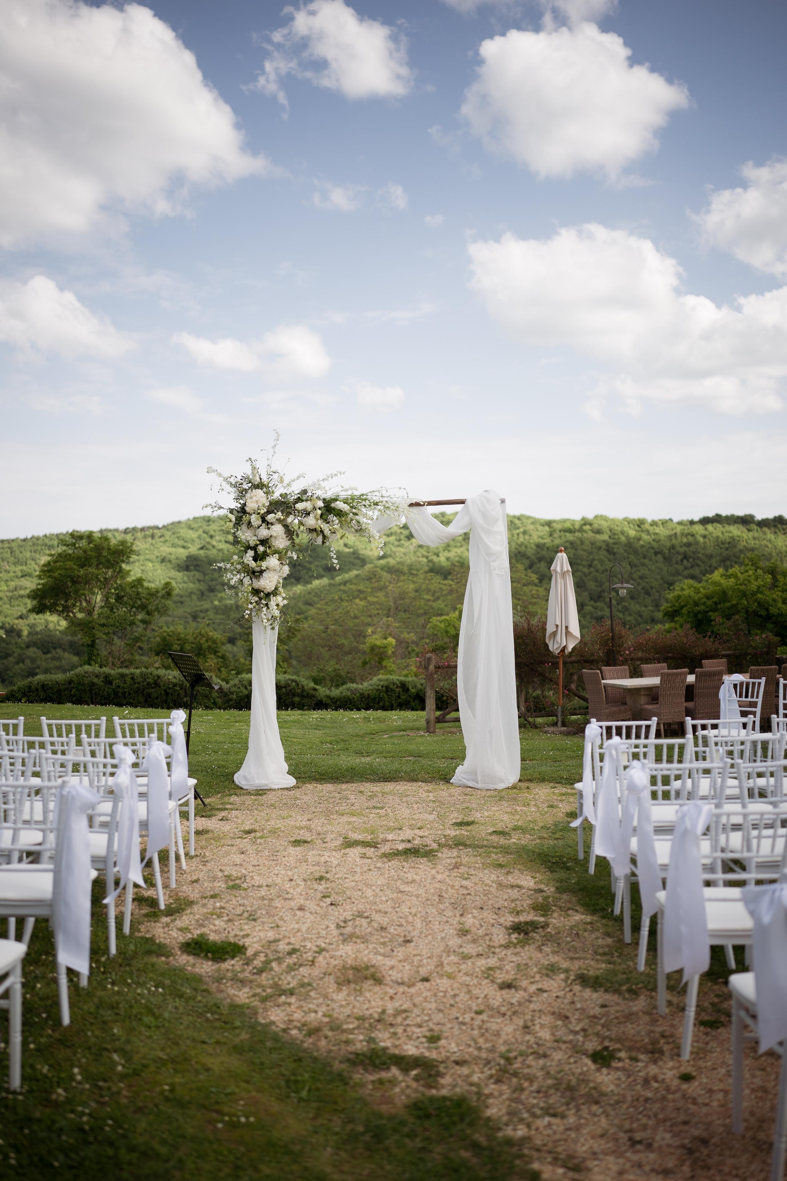 assets/uploads/wedding/0191nm-wedding-day-a9b1366.jpg